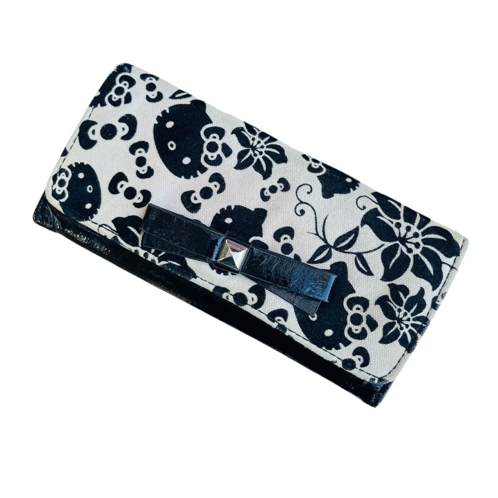Loungefly Hello Kitty Wallet